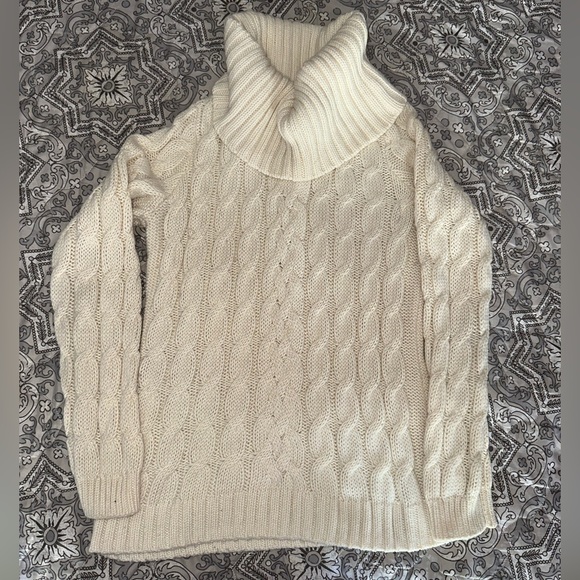 The Limited Cream Cable Knit Turtleneck Sweater - Picture 1 of 5